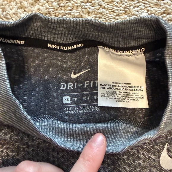 Nike Gray and Black Long Sleeve Tee - Picture 2 of 2
